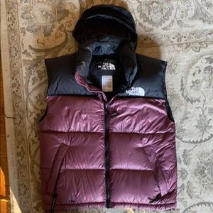 North Face 700 down vest with hood
